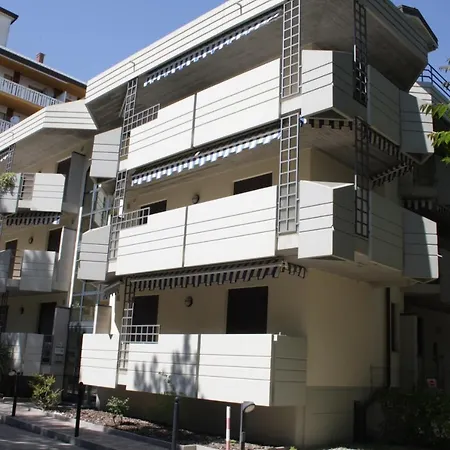 Cond Mimosa Sabbiadoro Apartment Lignano Sabbiadoro